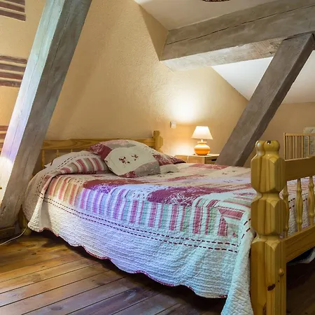 Domaine Du Mas Bazan Guest house Alenya