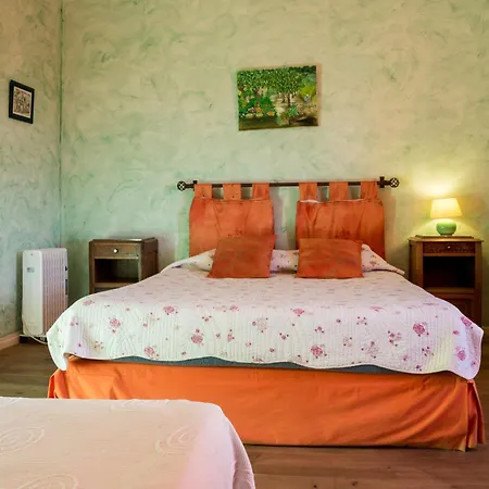 Domaine Du Mas Bazan 3*