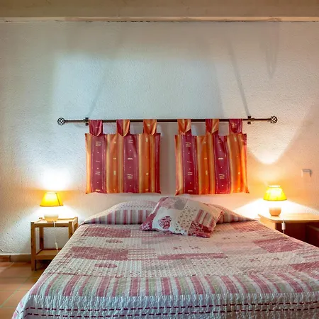 Guest house Domaine Du Mas Bazan Alenya