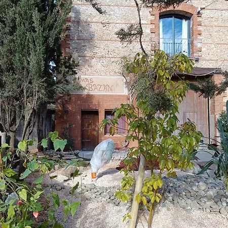 Domaine Du Mas Bazan 3*