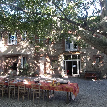 Domaine Du Mas Bazan 3*