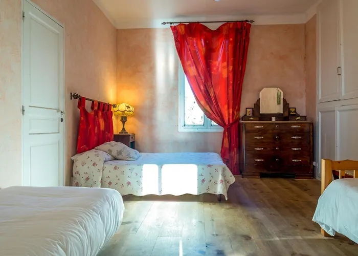 Domaine Du Mas Bazan Pensionat 3*