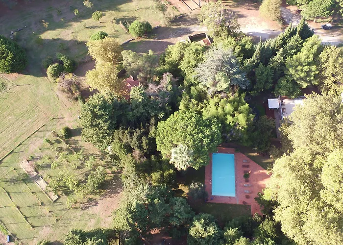 Pensionat Domaine Du Mas Bazan 3*