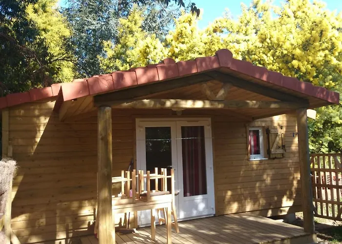 Domaine Du Mas Bazan 3*